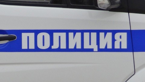 Завершено расследование уголовного дела об угоне и поджоге автомобиля в Марксовском районе